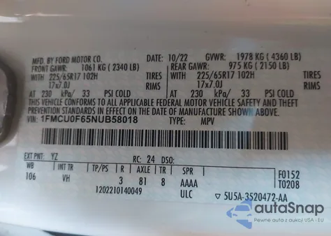 2022 Ford Escape S z USA, uszkodzony, nr VIN 1FMCU0F65NUB58018